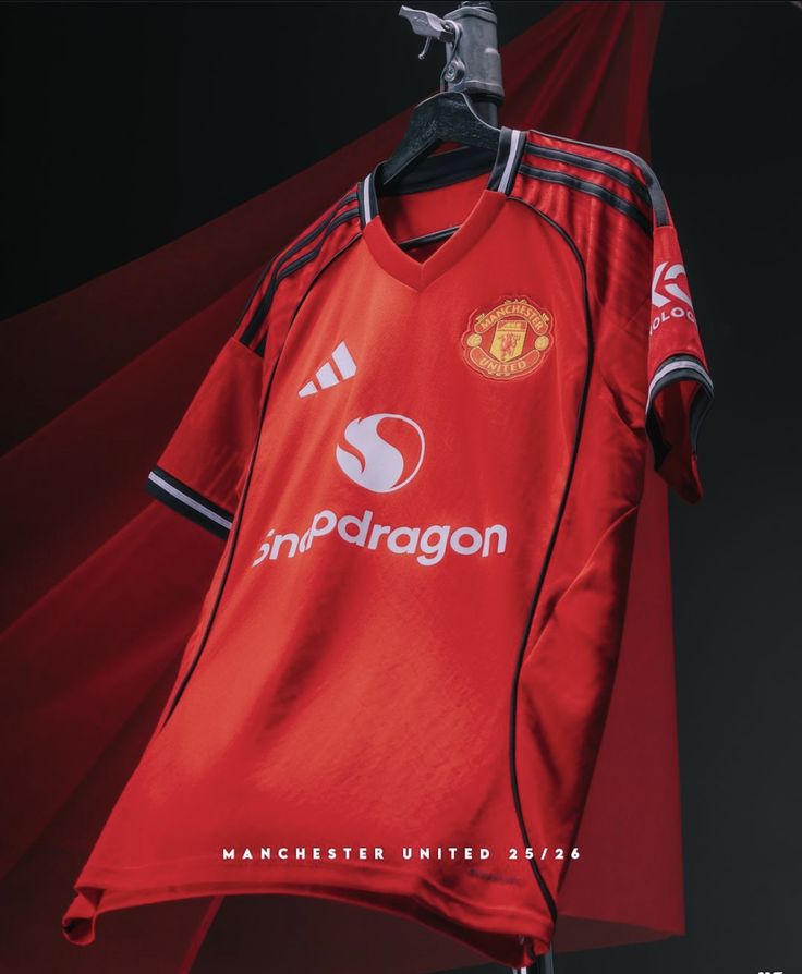 Manchester United 2025/26 Home Jersey – Official Adidas Match Kit 1 Manchester United 2025/26 Home Jersey – Official Adidas Match Kit